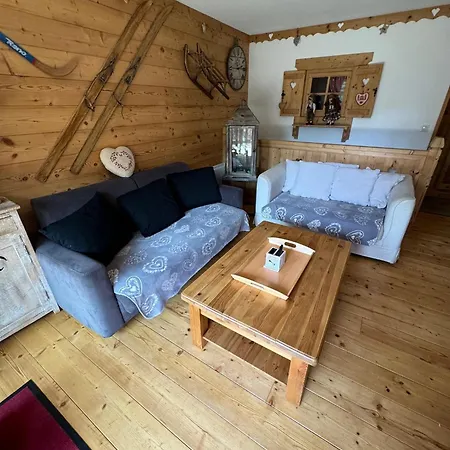 15 Puy Du Rocher Chalet